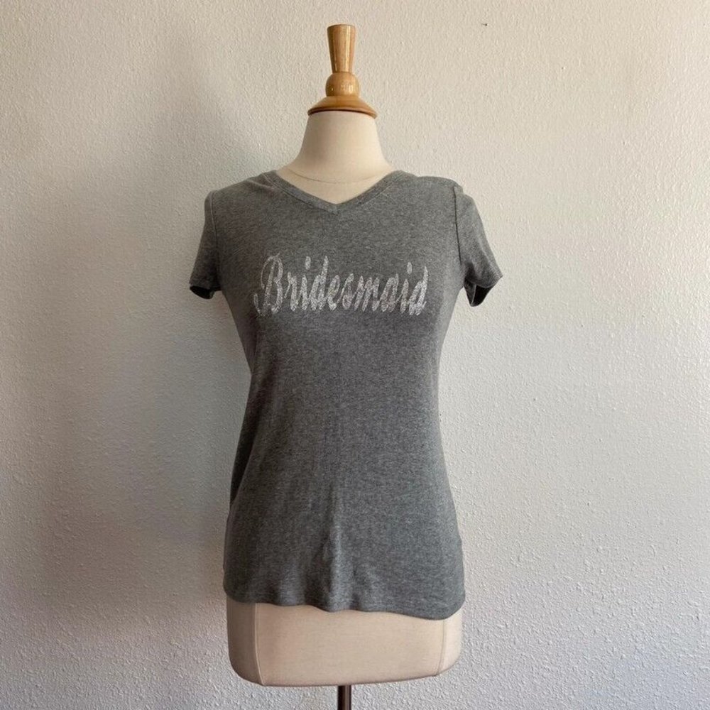 Faded Glory Grey V-Neck Shirt Sleeve Bridesmaid Graphic T-Shirt